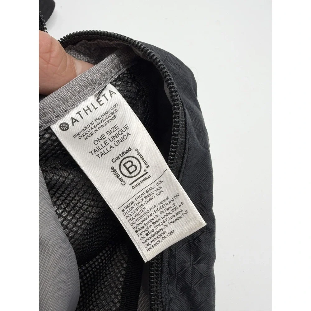 Athleta Crossbody All about Belt Bag The Power Of She Waist Pack Black Nylon Zip